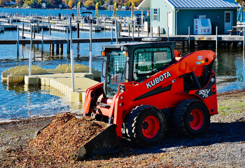 Kubota SSV75